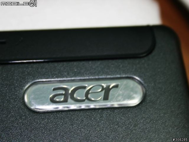 [分享]人生中第一台NB之ACER 6292 開箱文