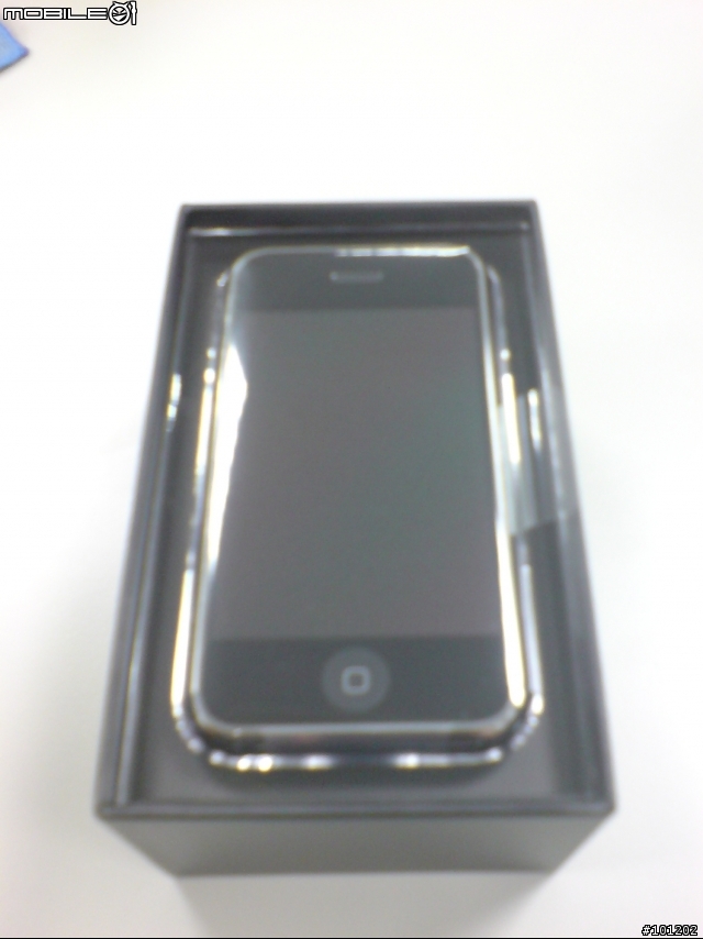 來囉。。。iPhone開箱照