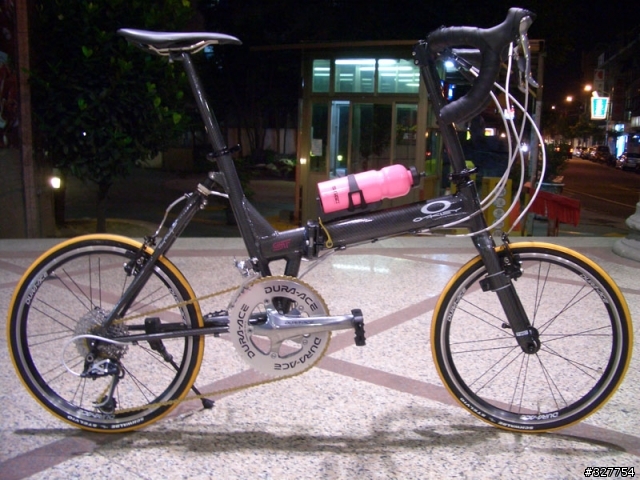 [改裝逸品] 騎自己的車I 世界唯一自製化 碳纖維小折公路跑車