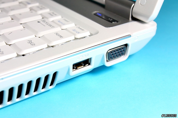 [分享]純白新體驗 - ASUS W7S開箱分享