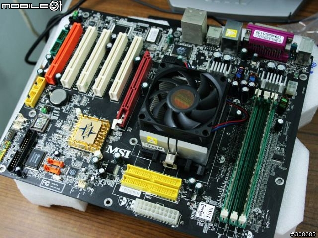 [分享]人生中第一台NB之ACER 6292 開箱文