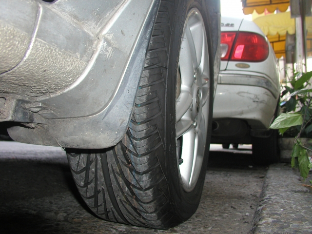 冷門輪胎 優耐陸 UNIROYAL RALLYE 550