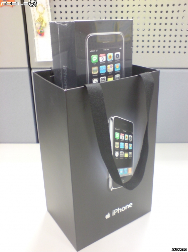 來囉。。。iPhone開箱照
