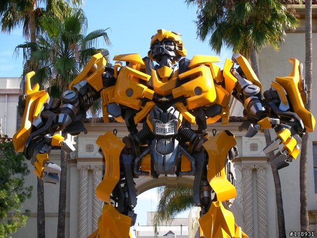 變形金剛大黃蜂 Real Size...