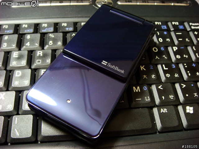 SoftBank 7月新品 912sh