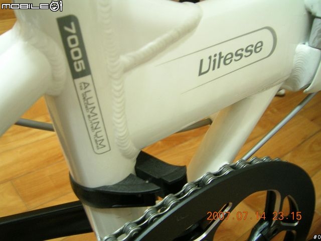 請幫小弟鑑定一下剛入手的 Vitesse D7