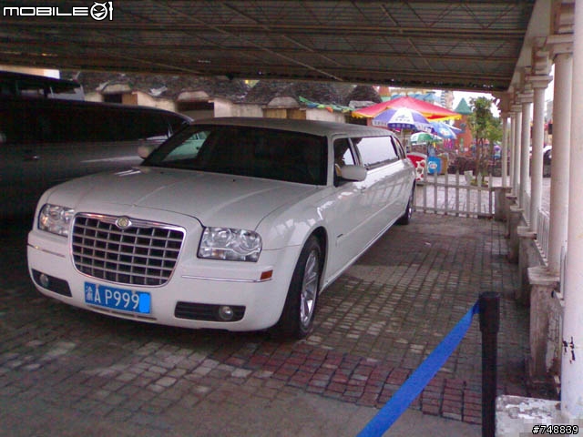 【實拍我們大陸的部分好車------超多照片】