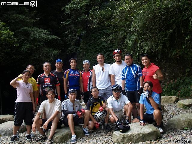 [旅程分享] 烏來內洞遊樂區探險(圖多請注意)