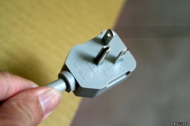 日立的窗型變頻 RA-25PL 開箱分享 (7/9 簡單耗電測試在10樓)