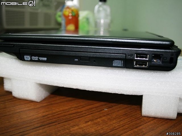 [分享]人生中第一台NB之ACER 6292 開箱文
