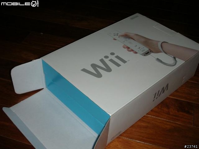 我的Wii...辛苦的等待...天上掉下來的禮物