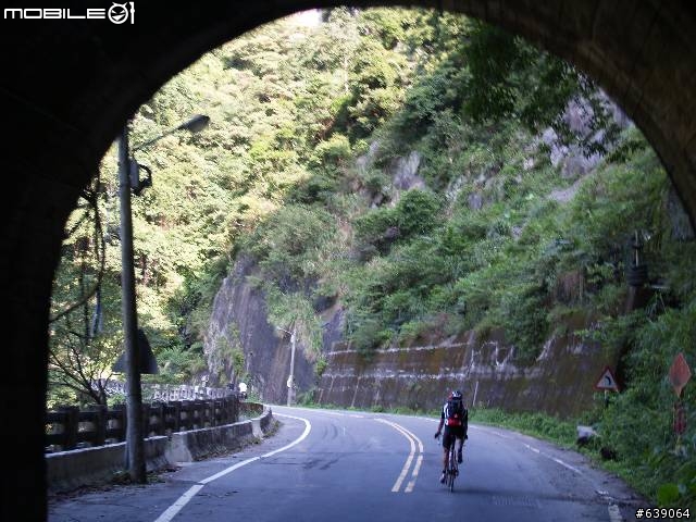[旅程分享] 烏來內洞遊樂區探險(圖多請注意)