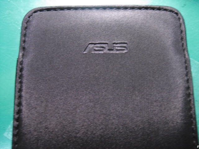 [分享,7/7補上開箱照]Heart Touching繼P525後ASUS A696再度感動您的心