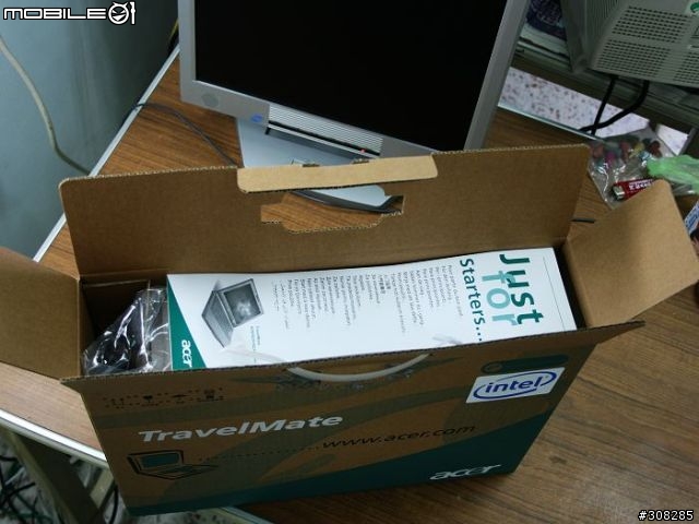 [分享]人生中第一台NB之ACER 6292 開箱文