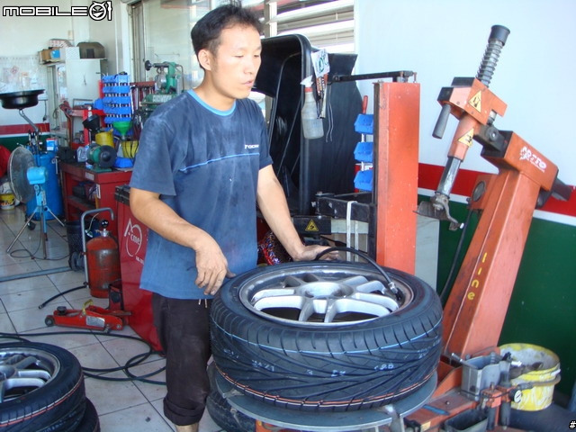 小紅換鞋記