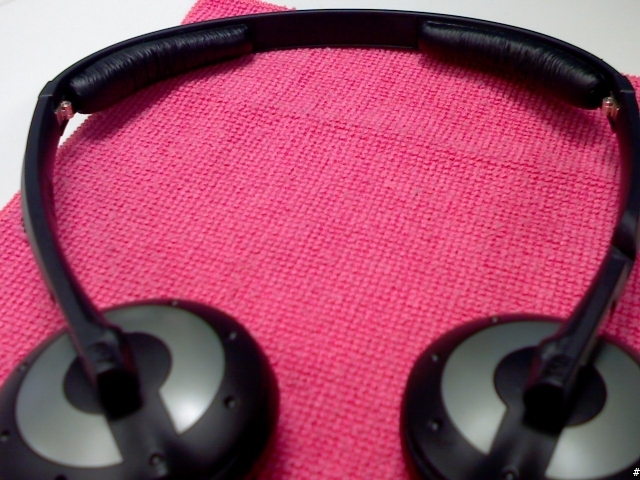[分享]Sennheiser PXC-250 開箱拉