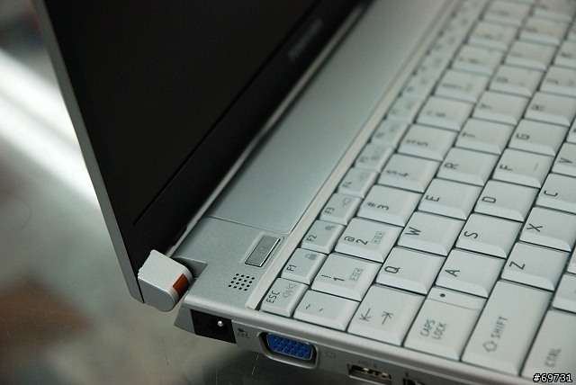 [分享]TOSHIBA R500(22年設計製造經驗集大成)