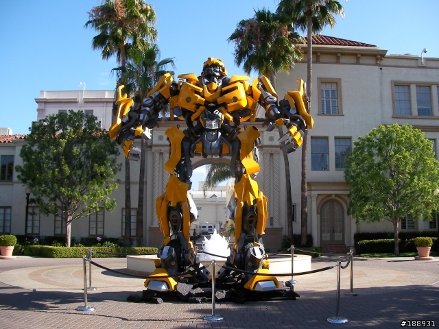 變形金剛大黃蜂 Real Size...