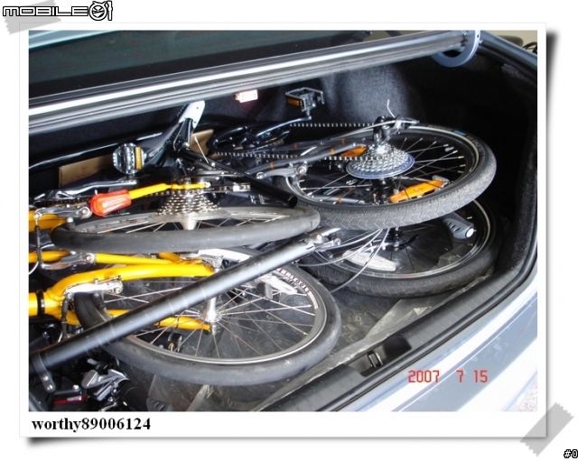 [分享]DAHON SPEED P8 + KHS F20-T2 塞入行李箱折疊示範 (CIVIC 8)
