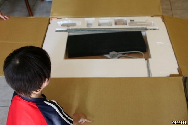 日立的窗型變頻 RA-25PL 開箱分享 (7/9 簡單耗電測試在10樓)