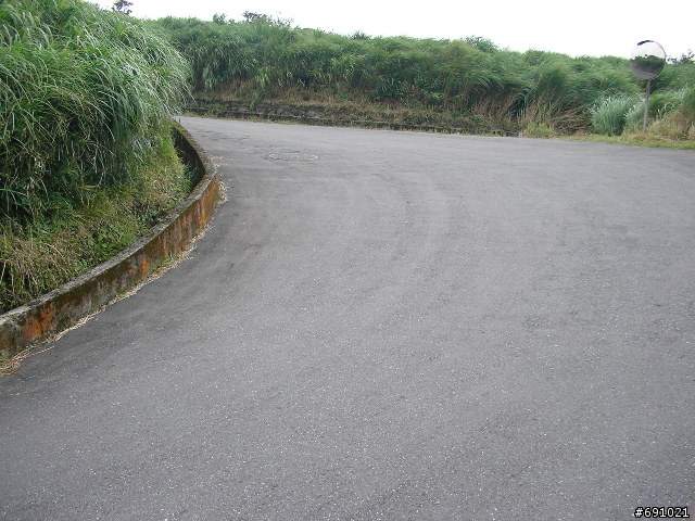 第一次挑戰三重至八拉卡公路,陡波實照,也流了一點血.