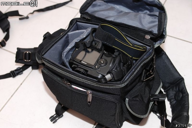 [分享]續D40後, 給老婆用的後背式背包