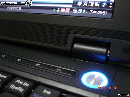 小鎮居民的: 微星MSI VR320 拆箱報告
