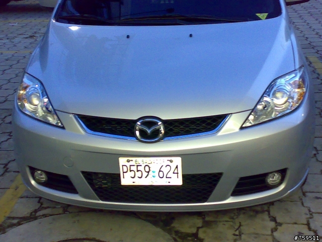 怪怪版本的 MAZDA5  (8 airbags)
