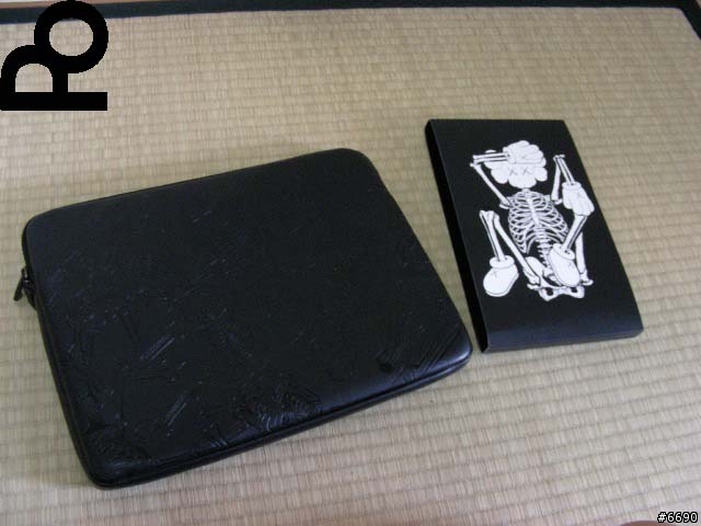 [分享] Arkitip x OriginalFake x Incase 聯名 MacBook 內袋