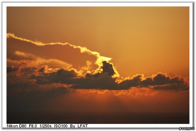 關山夕陽