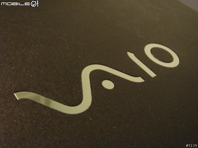 [分享]特別計畫-VAIO SZ的黑.銀之爭