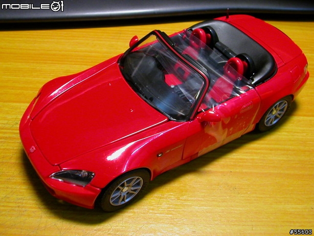 [開箱變形文] BT-12 Honda S2000 變形金鋼