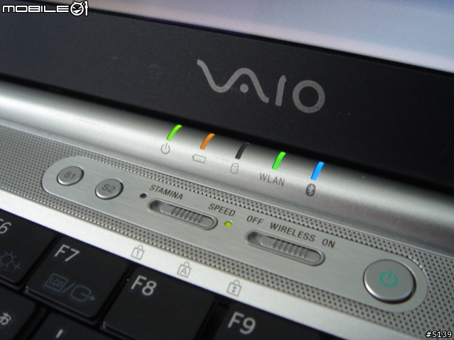 [分享]特別計畫-VAIO SZ的黑.銀之爭
