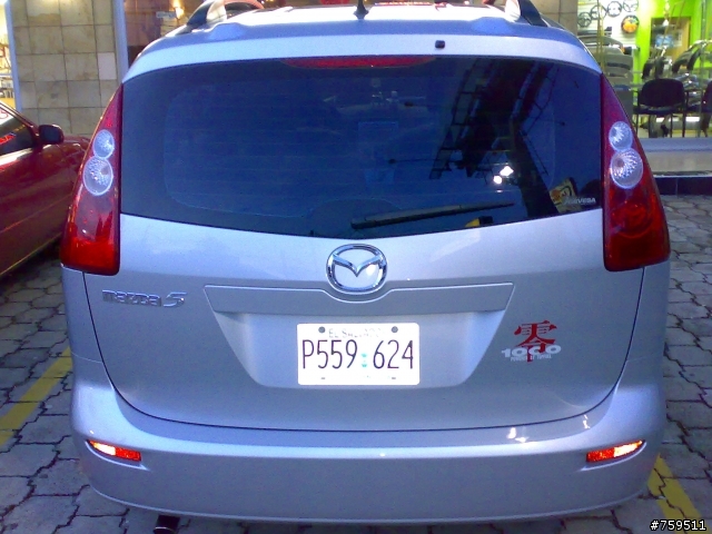 怪怪版本的 MAZDA5  (8 airbags)