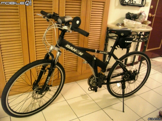 請問這輛Dahon摺疊車是什麼型號?