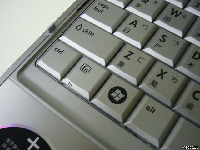 [分享] HP Compaq 2710p 開箱