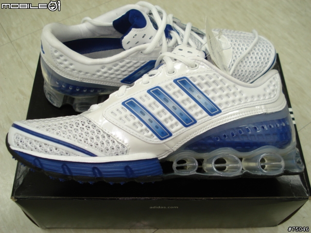 [分享]adidas Microbounce LT 慢跑鞋