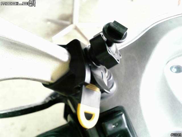 新玩意~萬用型機踏車固定座