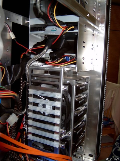 今天終於到貨的~~聯力PC-A71~~(新增圖片)