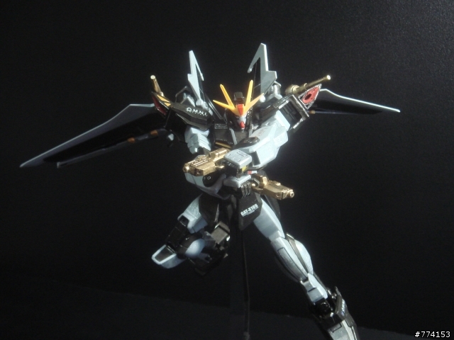 [模型作品分享]1/144黑色攻擊STRIKE NOIR