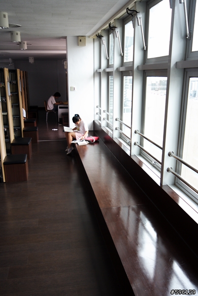 台北市立圖書館-石牌分館
