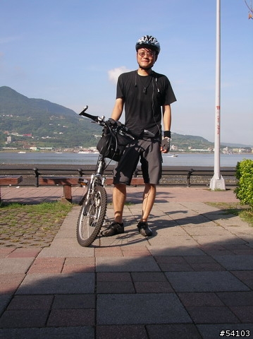 [分享] 我的 KHS F20 孔明車單兵趴趴走日記 (圖多) !!