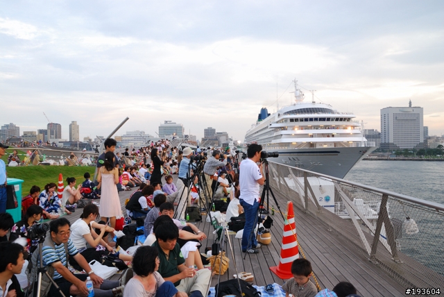 夏天 日本的煙火節慶