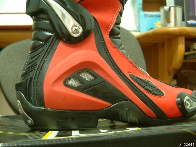 [分享]Only footwear------Gaerne G:RW  賽車靴