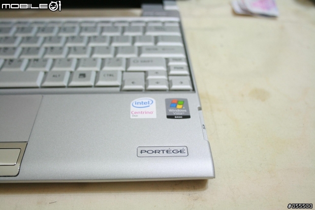 TOSHIBA R500超不專業開箱文~(圖多)