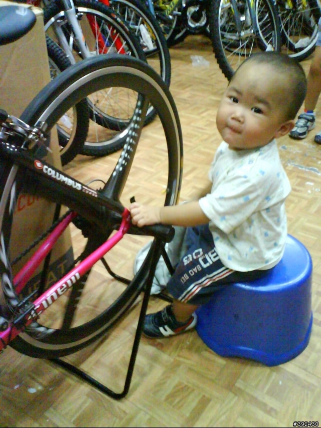 「騎跡」單車．幼齒．擦車男