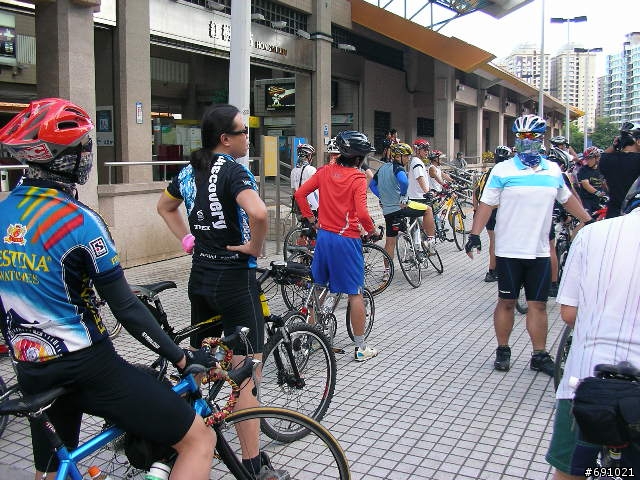 第一次挑戰三重至八拉卡公路,陡波實照,也流了一點血.