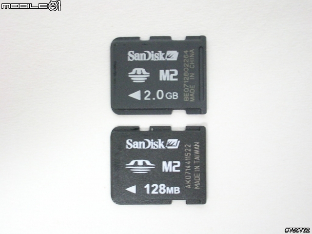 [分享]來一隻金色的K810i"開箱照"!!
