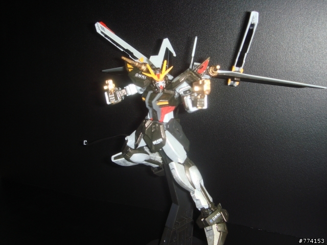 [模型作品分享]1/144黑色攻擊STRIKE NOIR
