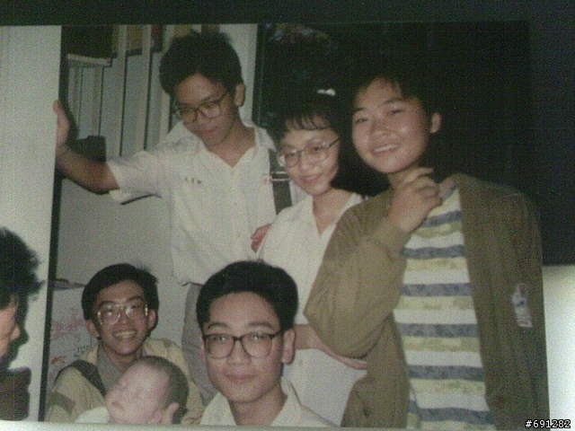 尋找老照片裡的同學~~(18年前鳳中的學生)
